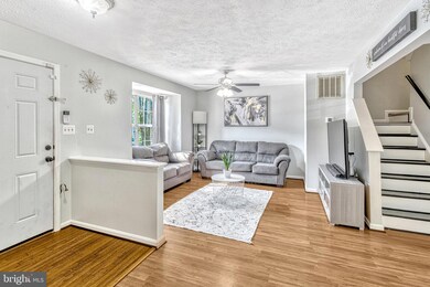 1002 Kings Crest Dr, Stafford, VA 22554 - photo 4