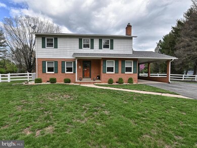 7002 Runny Ct, Frederick, MD 21702 - photo 3