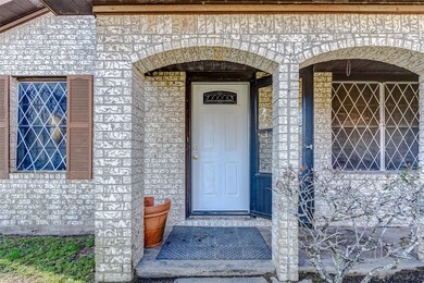 6926 Peyton St, Houston, TX 77028 - photo 2