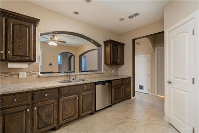 2008 Robin Ln, Mission, TX 78572 - photo 7