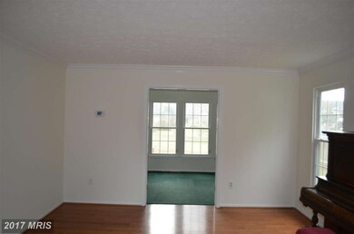 7839 Rockburn Dr, Ellicott City, MD 21043 - photo 3