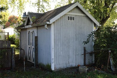 2705 Main St, Anderson, IN 46016 - photo 4