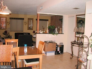 2139 Old Landing Way unit 14, Woodbridge, VA 22191 - photo 4