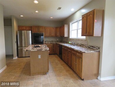 11405 Kedleston Rd, Glenn Dale, MD 20769 - photo 5