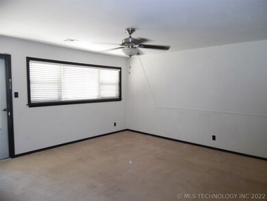 1008 E 10th St, Cushing, OK 74023 - photo 7