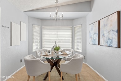 6819 E Grandview Kitchen Nook
