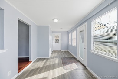 515 W 8th Ave, Bristow, OK 74010 - photo 5