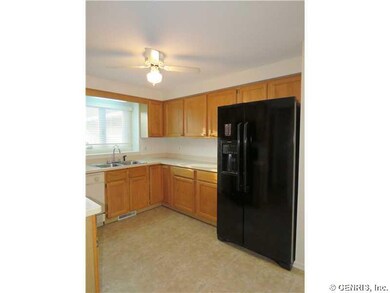 Kitchen. More of the Kitchen! Newer Refrigerator