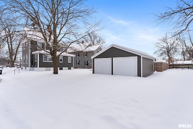 2036 N Main St, Davenport, IA 52803 - photo 3