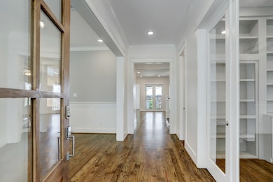 716 E 18th St, Houston, TX 77008 - photo 3