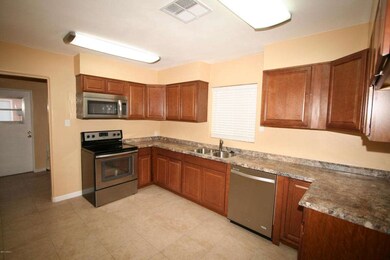 NEW KITCHEN!!!