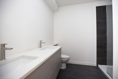 2445 N Lincoln Ave unit 3R, Chicago, IL 60614 - photo 4