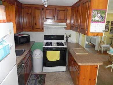 12 Circuit Rd E, West Yarmouth, MA 02673 - photo 3