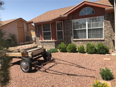 348 Barrel Cactus Dr, Horizon City, TX 79928 - photo 3