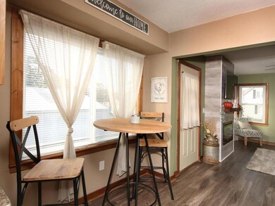 107 2nd St NW Montgomery MN 56069 USA-007-022-Kitc