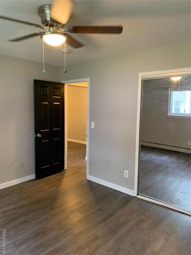 5640 Pardee Ave unit 1, Dearborn Heights, MI 48125 - photo 6