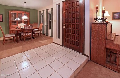 Foyer & Formal Dining