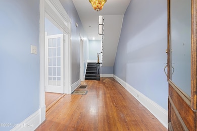1206s6th_louisvillerealestatemedia_025