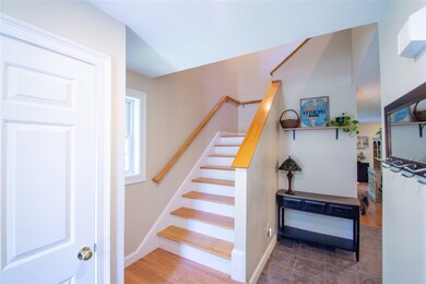 28 Lilac Ln, Newmarket, NH 03857 - photo 4