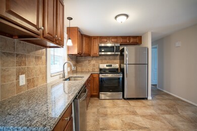 106 Mandalay Rd, Chicopee, MA 01020 - photo 5
