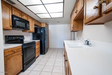 53 Leisure World, Mesa, AZ 85206 - photo 2