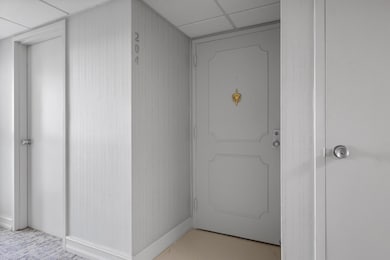 Aberdeen Arms Condominium unit 204, Highland Beach, FL 33487 - photo 2