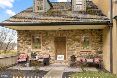 3502 Meadow View Rd, Manheim, PA 17545 - photo 3