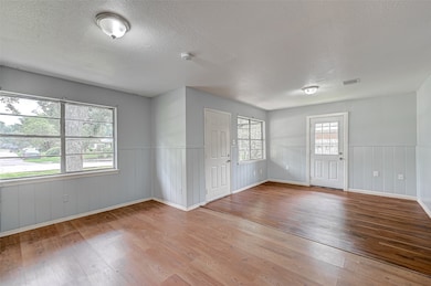 3406 Saint Benedict St, Houston, TX 77021 - photo 5