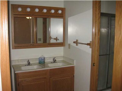 Master Bath with Separate Shower and Tub