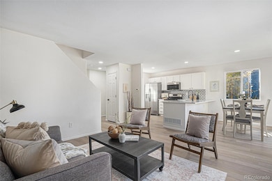 4853 Cornish Ct, Denver, CO 80239 - photo 5