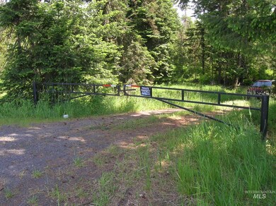 79 Bugling Elk Ln Lot D, Weippe, ID 83553 - photo 2
