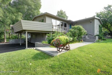 Olson Front yard 2