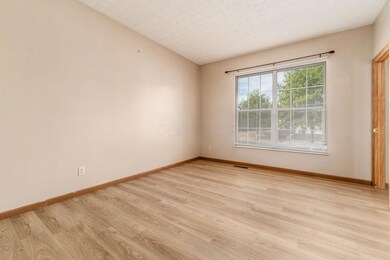 3150 Gallant Dr, Columbus, OH 43232 - photo 3