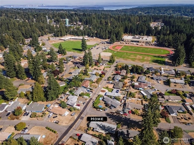 2116 Pine Tree Dr SE, Port Orchard, WA 98366 - photo 3