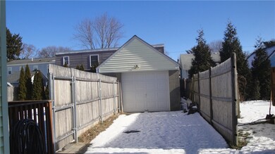 1-car detached garage