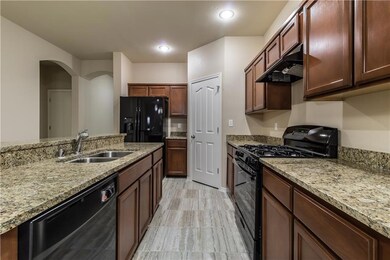 3241 Willie Cager, El Paso, TX 79938 - photo 4