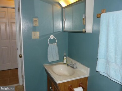 108 Parkwood Cir, Winchester, VA 22602 - photo 6