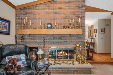 09-2900 Pine Tree Rd-WindowStill-Real-Es