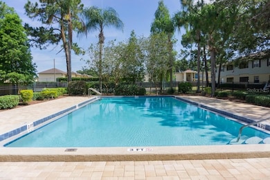 564 Golden Raintree Place, Brandon, FL 33510 - photo 2