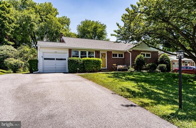 102 Pine Tree Rd, Paoli, PA 19301 - photo 2