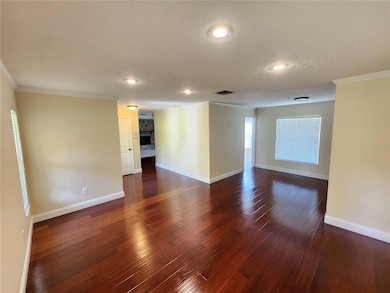 2403 Stonehill Ave, Valrico, FL 33594 - photo 4