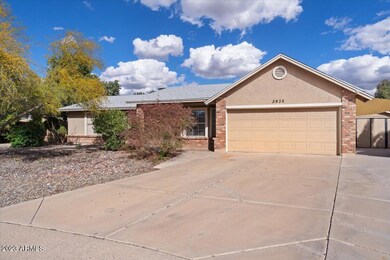 3935 E Hampton Cir, Mesa, AZ 85206 - photo 2