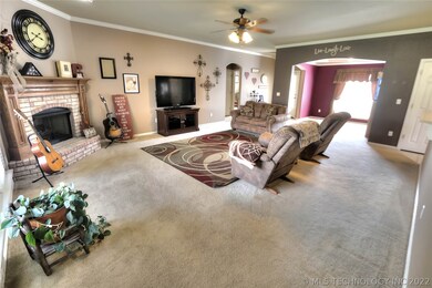 Look at the size of this living room...