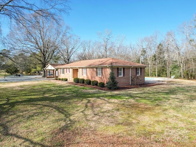 1515 Hasty Rd, Marshville, NC 28103 - photo 3