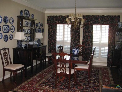 748 Fairmont Dr, Tyler, TX 75701 - photo 4