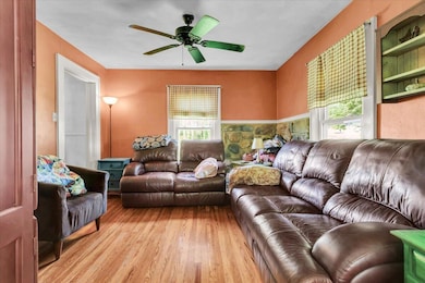 06-4090 Rockingham Blvd_06