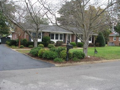 1105 Dow Dr, Shelbyville, TN 37160 - photo 2