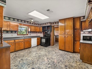 4450 Camp Baker Rd, Leesville, LA 71446 - photo 4