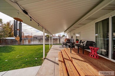 4216 Edgewood Cir, Ammon, ID 83406 - photo 4