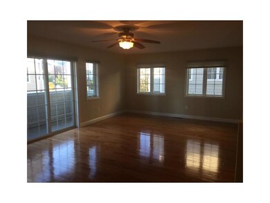 663 Metacom Ave unit 2, Bristol, RI 02809 - photo 5